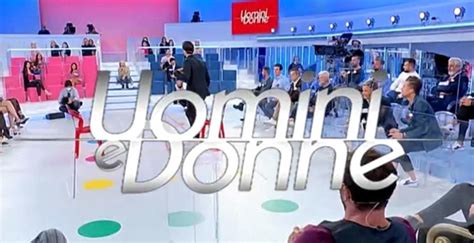 Uomini E Donne 2021 Programmazione Tronisti E Streaming