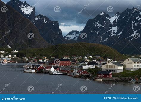 Fishing Villages in Lofoten - Norway Editorial Photo - Image of boat ...