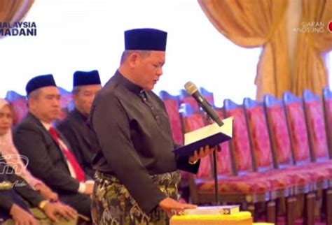 Aminuddin Angkat Sumpah Mb Negeri Sembilan