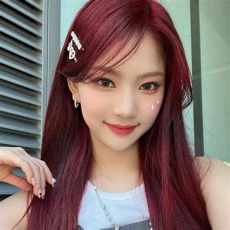 Isa Stayc Selca Icon Pfp Kpop Kpop Girl Groups Korean Girl Groups