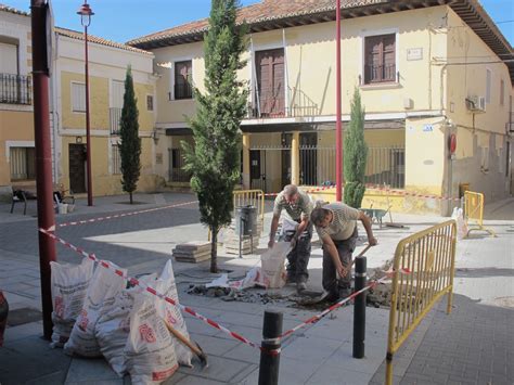 En marcha las obras de mejora y adecuación del entorno de la plaza del