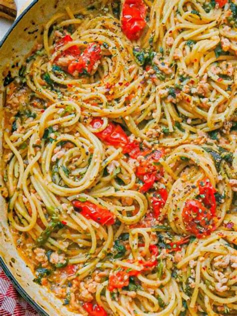 One Pot Creamy Sun Dried Tomato Pasta 6 Ingredients Cristinas Kitchen