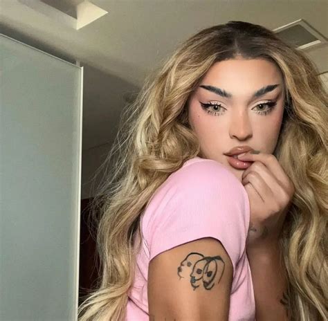 Pabllo Vittar Biografía Edad Altura Figura Valor Neto Escuela