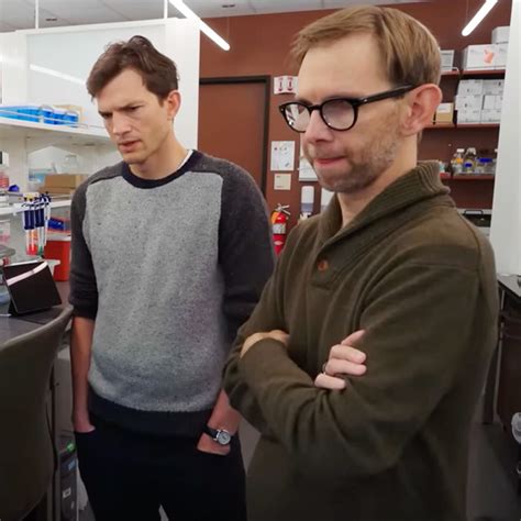 Watch Ashton Kutcher Detail His Twin Brothers Traumatic Near-Death