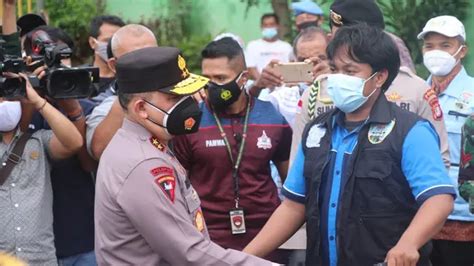 Turunkan Kasus Covid Kapolda Metro Resmikan Kampung Tangguh Di