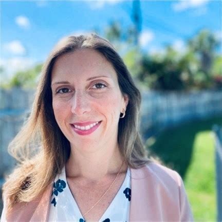 Melissa C. - Director, Internal Communications - Cinch Home Services ... 