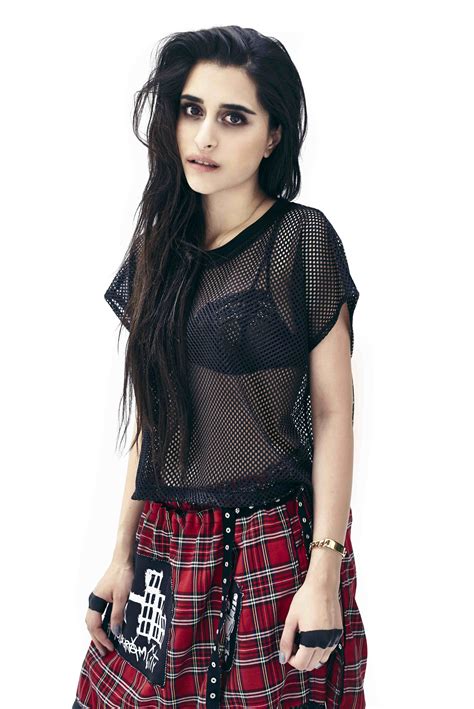 Gia Talks Her New Single, Favorite Lipstick & Being Young In A Same Sex ...