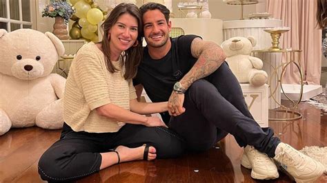 Foto O Rosto Do Filho De Rebeca Abravanel E Alexandre Pato Foi