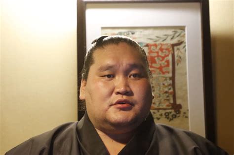 「気持ち入れ替え」照ノ富士横綱へ 横審「白鵬のようになって欲しくない」 大相撲写真ニュース 日刊スポーツ