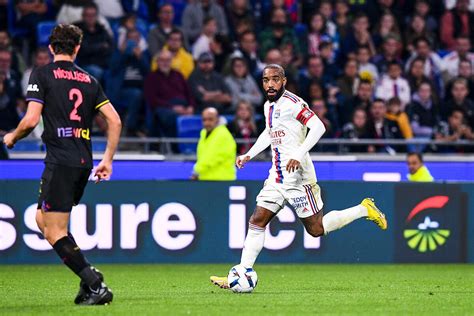 Football Ligue 1 L1 Face à Toulouse Lol Sembourbe Dans La Crise