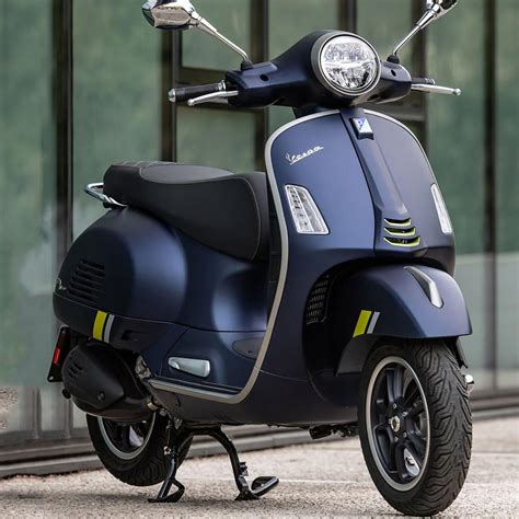 VESPA GTS SUPER 300 TECH Los Coches