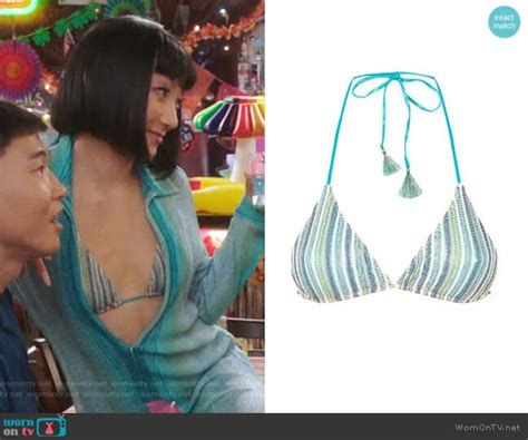 9 Hot Sexy Poppy Liu Bikini Pics