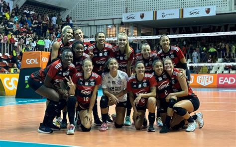 Flamengo Chega Invicto Como L Der Da Superliga Para Jogo Contra