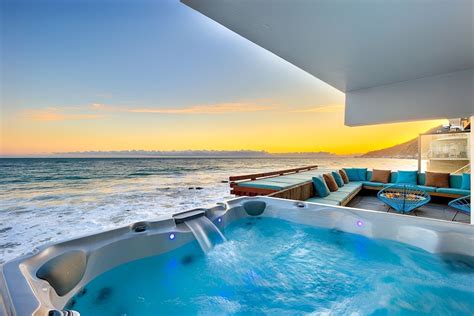 13 BEST Malibu beach house rentals I Beach houses in Malibu