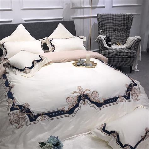 Egyptian Cotton Luxury European Bedding Set 2 Colors In 2020 Cotton