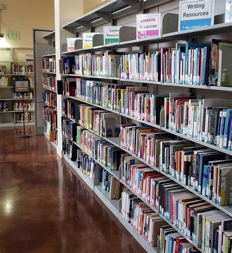 Library Photo of the Week – UW Tacoma Library