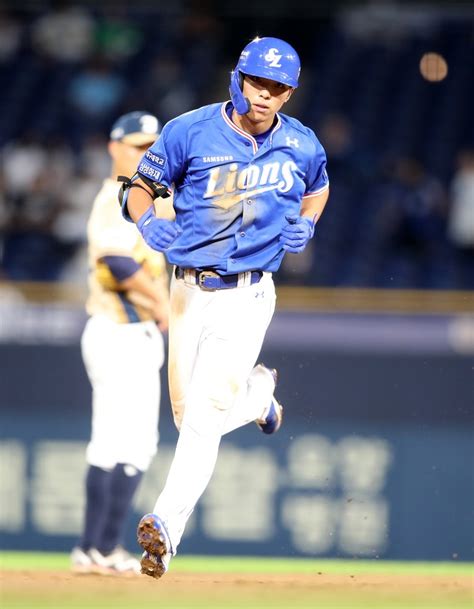 삼성 신인 김영웅 데뷔 첫 타석에서 홈런 쾅 Kbo 9번째삼성 1호 네이트 스포츠