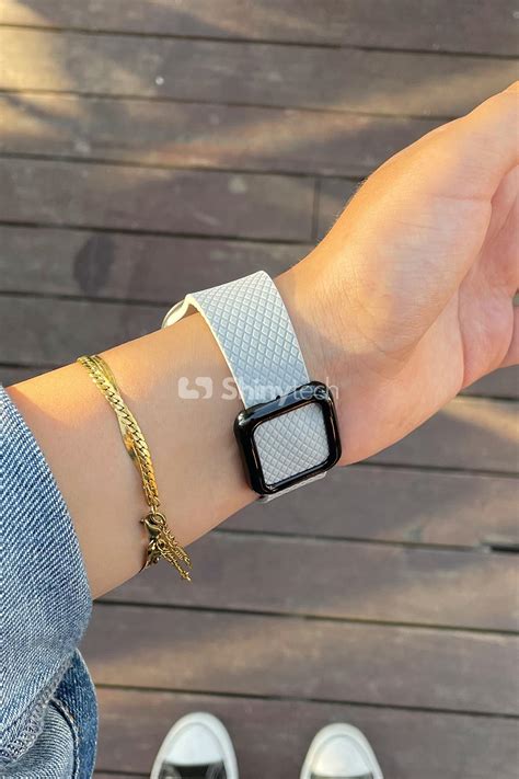 Açık Gri Apple Watch Uyumlu Modern Tokalı Kordon Modelleri ShinyTech