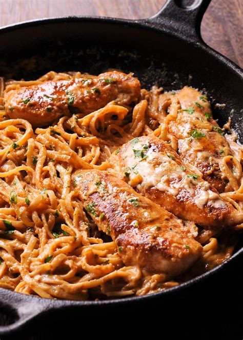 Tutustu 63 Imagen Spicy Chicken Pasta Abzlocal Fi