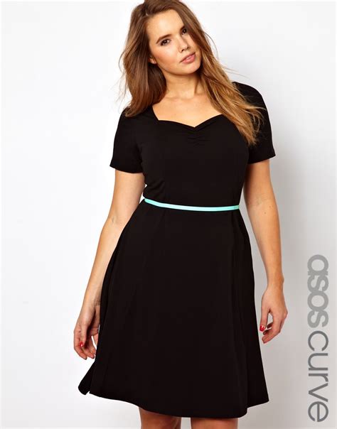 Asos Curve Exclusive Skater Dress With Sweetheart Neckline And Short