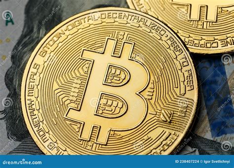 La Moneda De Oro De Bitcoin Se Basa En Los Billetes De Dólares