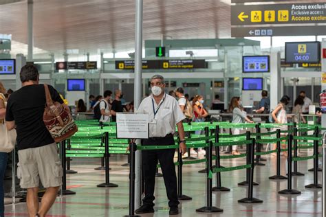 Huelga Indefinida De Los Vigilantes De Seguridad En El Aeropuerto Del Prat