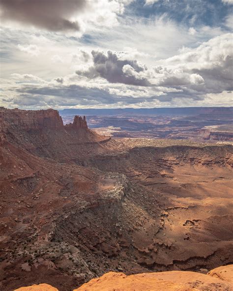 5 Amazing Canyonlands Hikes You Can Do In Just Two Days — Walk My World