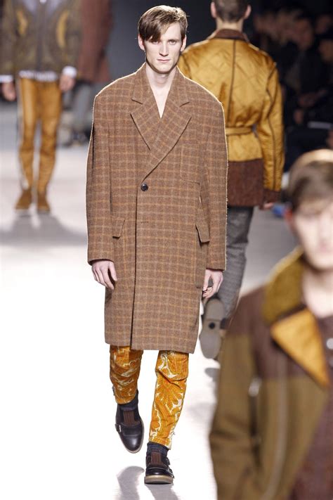 Dries Van Noten Menswear Fashion Show Collection Fall Winter