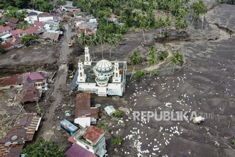 Ton Garam Disiapkan Untuk Modifikasi Cuaca Di Sumbar Republika Online