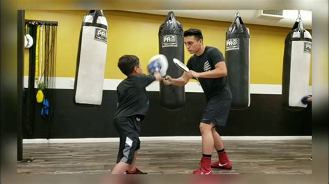 8 Year Old Boxing Trainingsparring Youtube