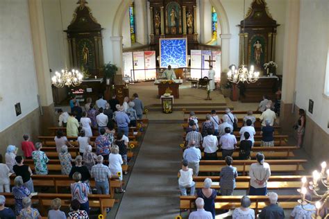 H Singue L Glise Saint Laurent Ans En Belle Forme Int Rieure