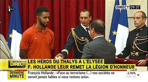 François Hollande remet la Légion d Honneur aux héros du Thalys Vidéo