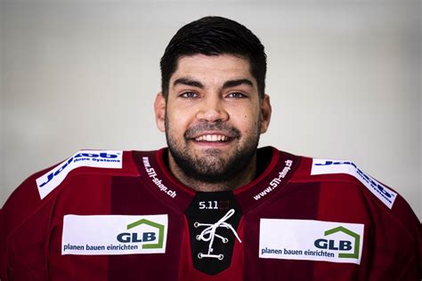 St Phane Charlin Bis Bei Scl Tigers Plattform J