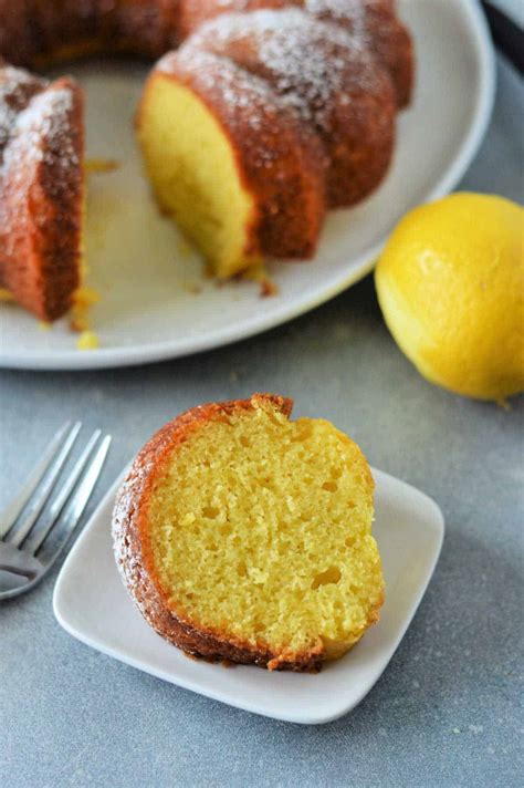 Duncan Hines Lemon Bundt Cake · The Typical Mom