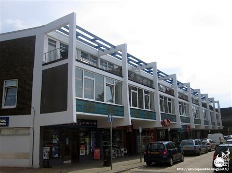 Worthing Uk Centre Commercial And Appartements