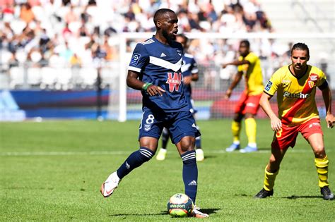 Jean Onana Quitte Bordeaux Pour Lens France RC Lens 1er Sept