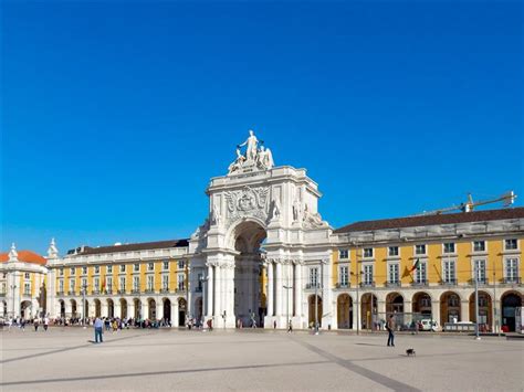 Lisboa está nomeada para Melhor Destino Metropolitano à beira mar