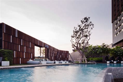 Hilton Central Pattaya Hotel By Trop Coltd Landscape Architecture