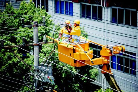 区供电公司：迎峰度夏鏖战高温 线路检修保障用电 今日黄岩