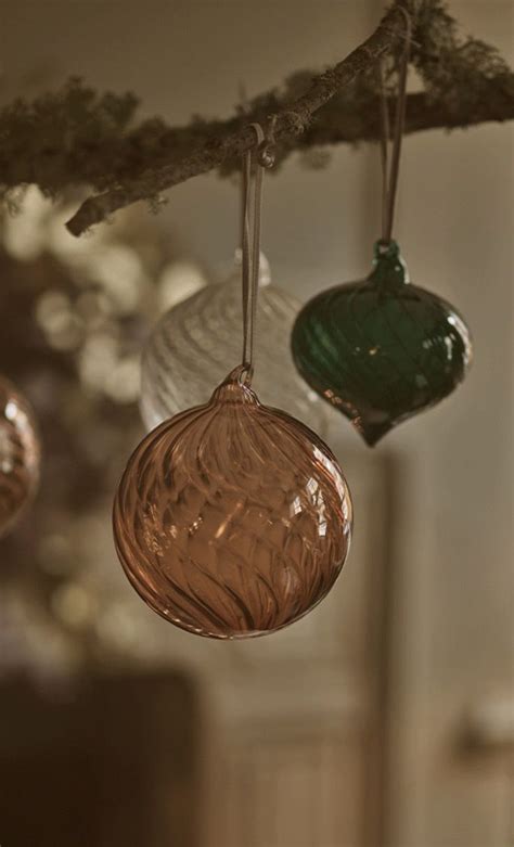 Pin By Barbara Burns On Christmas Amber Glass In Christmas Tree