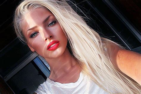 Hobbojoe Alena Shishkova Pin 39473651