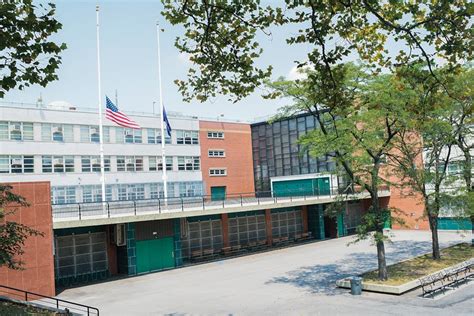 The Bronx High School of Science Admissions | SHSAT, APs, & Facts