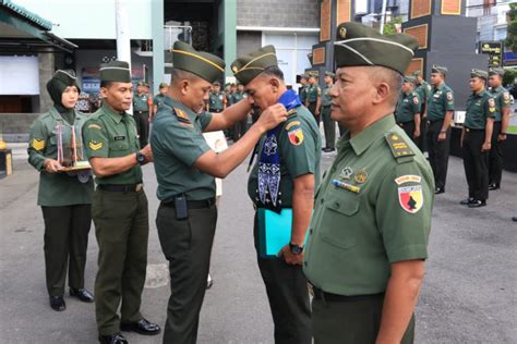 Dandim Blitar Lepas Anggota Perwira Dan Bintara Yang Akan