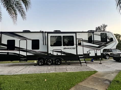 Grand Design Momentum Th Wheel Toy Hauler For Sale In Clearwater