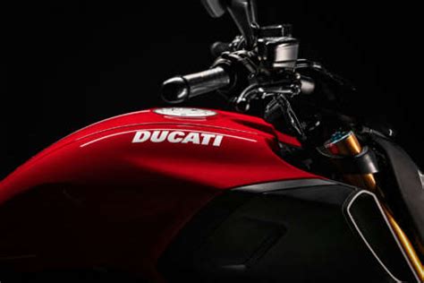 Ducati Xdiavel Guide Total Motorcycle