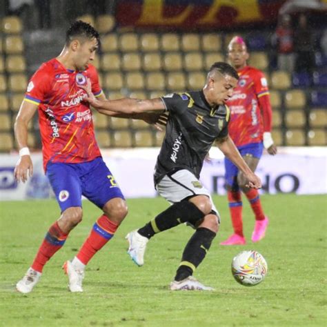 Pasto 0 Águilas 0 final alineaciones Capsulas de Carreño