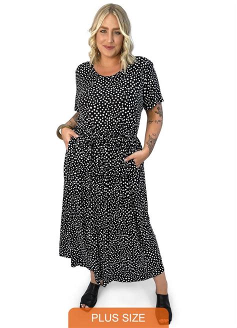 Vestido Plus Size Midi Emilia Preto Miss Masy Plus