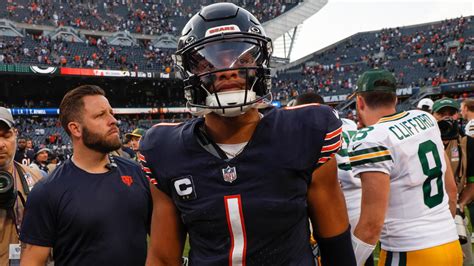 Bears Justin Fields After Losing To Packers It Sucks It Hurts