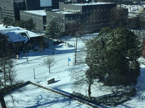 Snow photos: Midtown ATL a ghost town as major roads left untreated ...