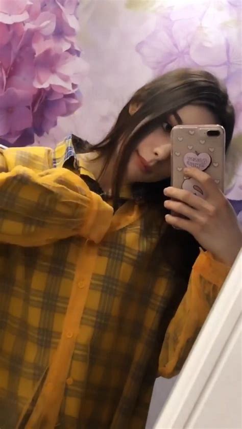 Pin by ɱơɧʂıŋą on Dasha Taran Brunette girl Beautiful girl image Beauty girl